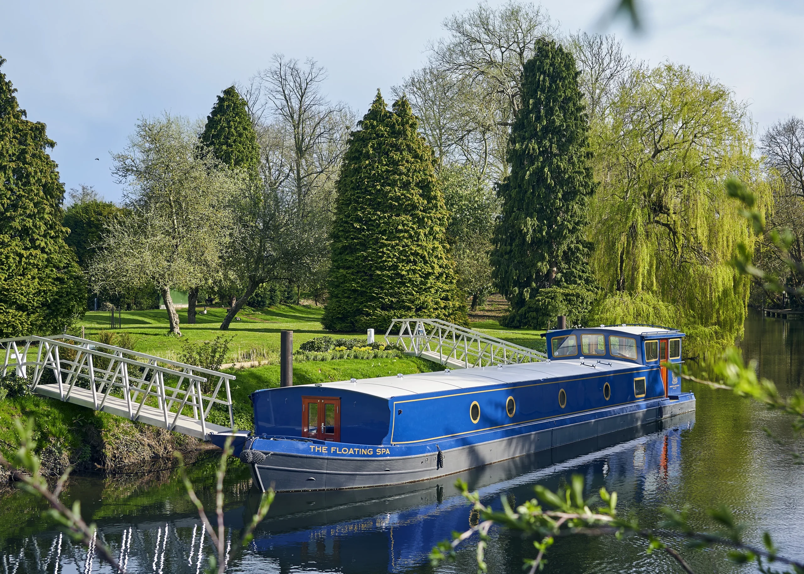 MIE The Floating Spa 03